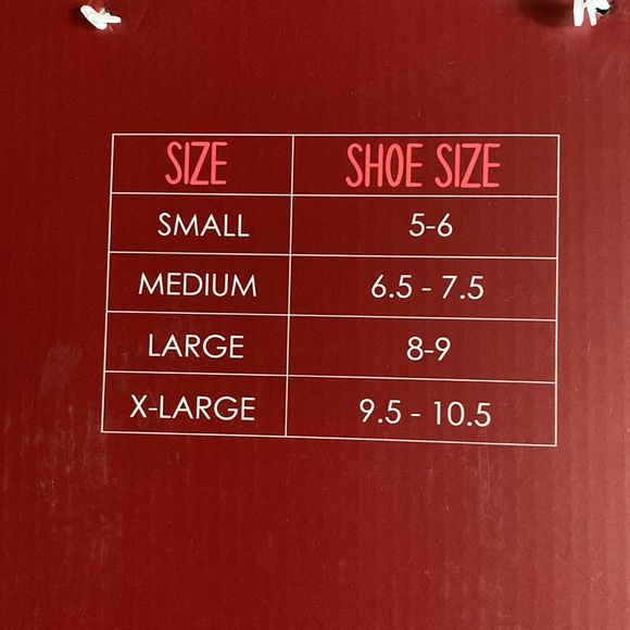 LAST 1 NEW slipper and lounge pants gift set medium - Picture 7 of 8